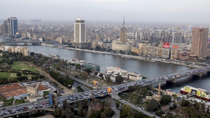 الحكومة المصرية تعلن عن تحركات جديدة لإعادة هيكلة اقتصاد البلاد