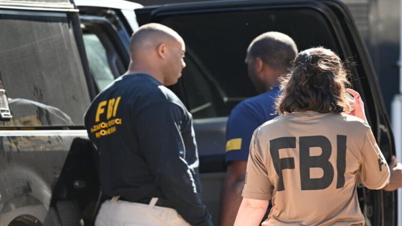“FBI” ينشر تفاصيل جديدة عن منفذي الهجوم على مسجد سان دييغو