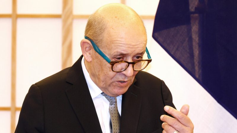 لودريان: لبنان في وضع خطير والهدنة تفتح أفقا للحل
