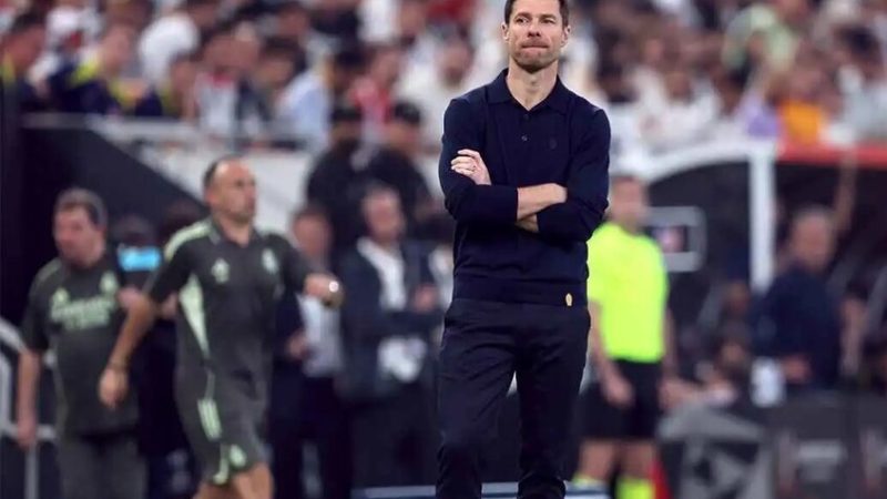 بعد تعيين ألونسو مدربا لتشيلسي.. أول لاعب يطلب الرحيل