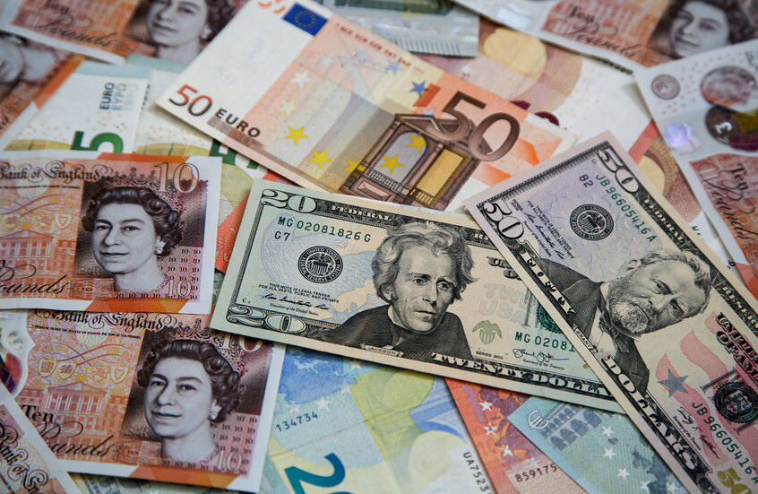 بريطانيا تقترض أكثر من المتوقع في أبريل