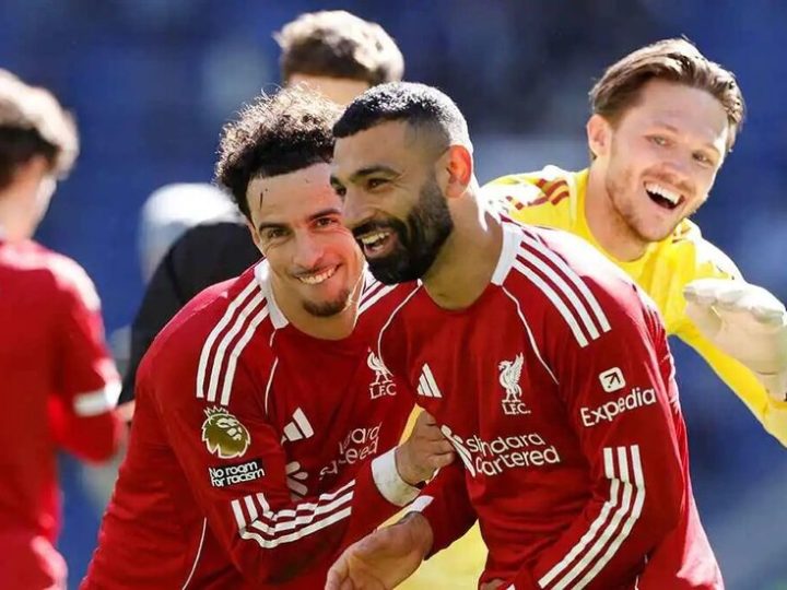 عملاق إسباني يشعل الصراع.. تحرك جديد للتعاقد مع محمد صلاح