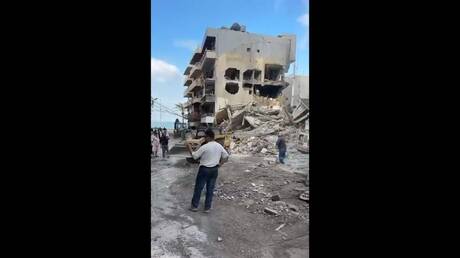 مراسلتنا: 5 قتلى وجريحان في غارات إسرائيلية على لبنان (فيديوهات)