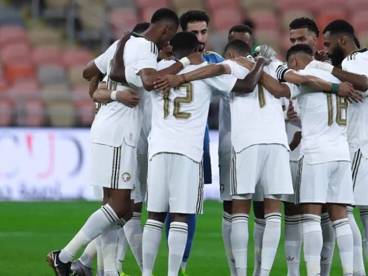 دونيس يعلن قائمة المنتخب السعودي في كأس العالم 2026