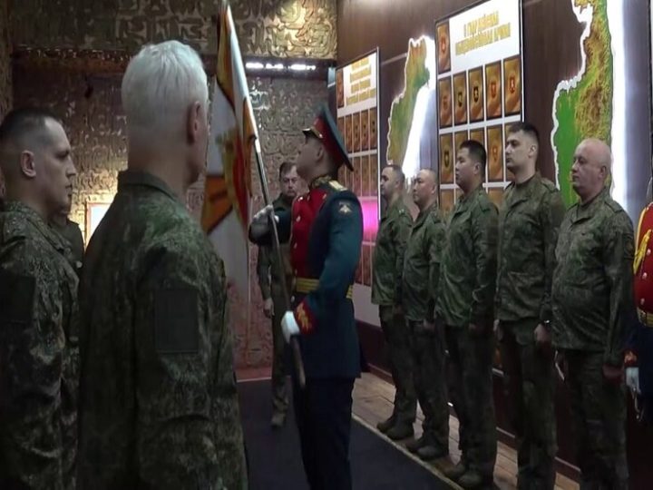 بيلاوسوف يتفقد مجموعة قوات “الشرق” ويطّلع على ربط المسيرات الروسية بالأقمار الصناعية