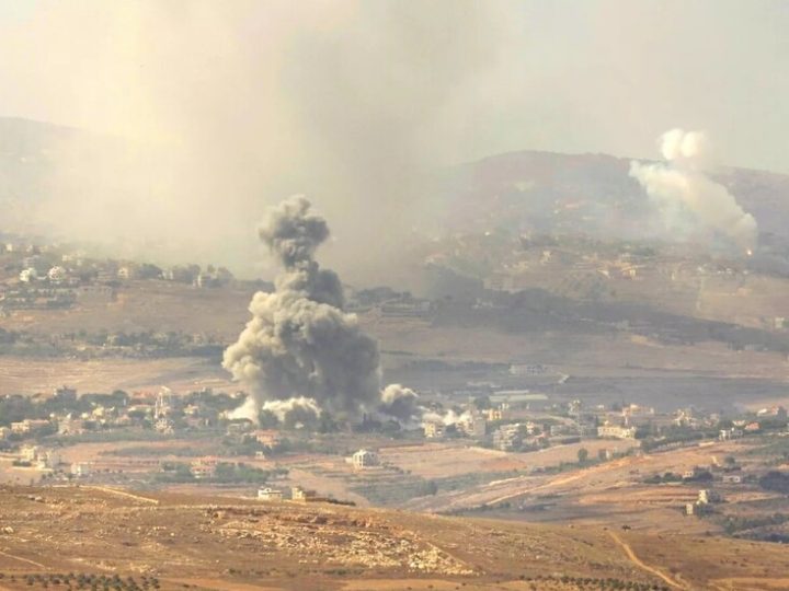 الجيش الإسرائيلي يعلن استهداف أكثر من 70 موقعا لـ”حزب الله” في لبنان خلال 24 ساعة