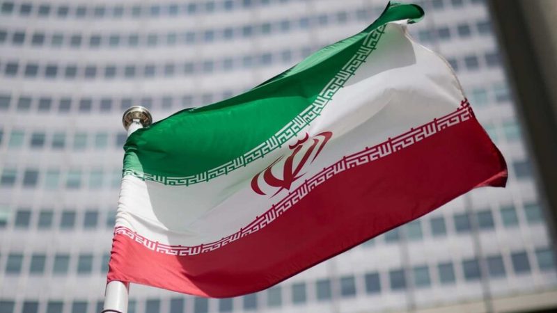 إيران تشترط تحرير أموالها المجمدة قبل أي مفاوضات مع واشنطن