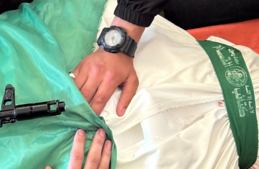 “حماس” تنعى أحد قادتها قتل وعائلته بقصف إسرائيلي (فيديو)