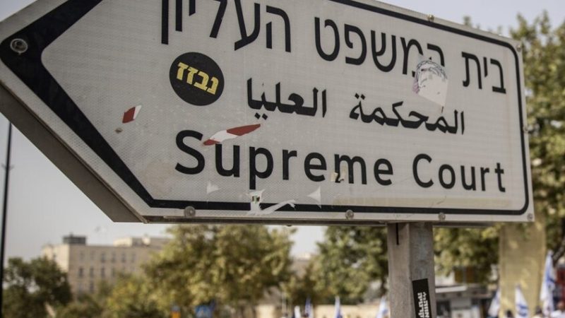 “قدمها كجزء من عمل روحي”.. لائحة اتهام خطيرة ضد حاخام ارتكب اعتداءات جنسية بحق طالب في معهد ديني