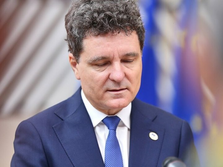 رئيس رومانيا: المسيرة ربما تحطمت في غالاتس بسبب الدفاعات الجوية الأوكرانية
