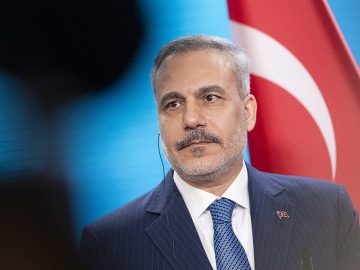فيدان: تركيا تعتبر قضية مضيق هرمز ذات أولوية أكثر من البرنامج النووي الإيراني