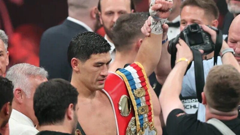 الروسي بيفول يهزم آيفرت ويحتفظ بأحزمة “WBA” و”IBF” في الوزن الثقيل الخفيف