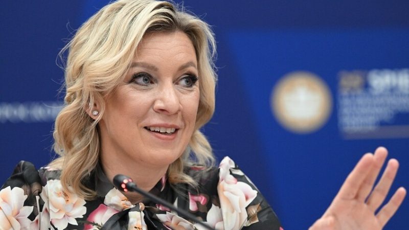 زاخاروفا تتحدث عن شكوى دولية ضد دول البلطيق بخصوص حقوق الروس هناك