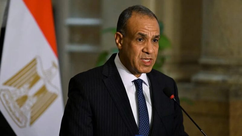 مصر تطالب بانسحاب إسرائيل الفوري من أراضي لبنان