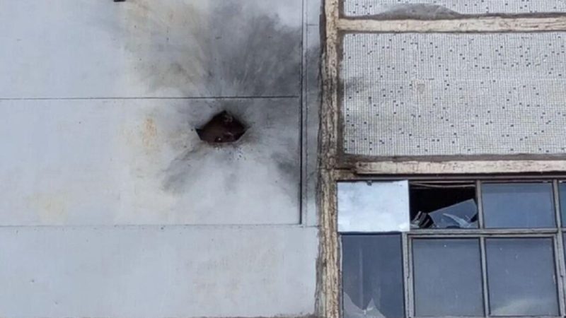 أوليانوف: خبراء الوكالة الدولية للطاقة الذرية يتفقدون موقع سقوط المسيرة الأوكرانية في محطة زابوروجيه