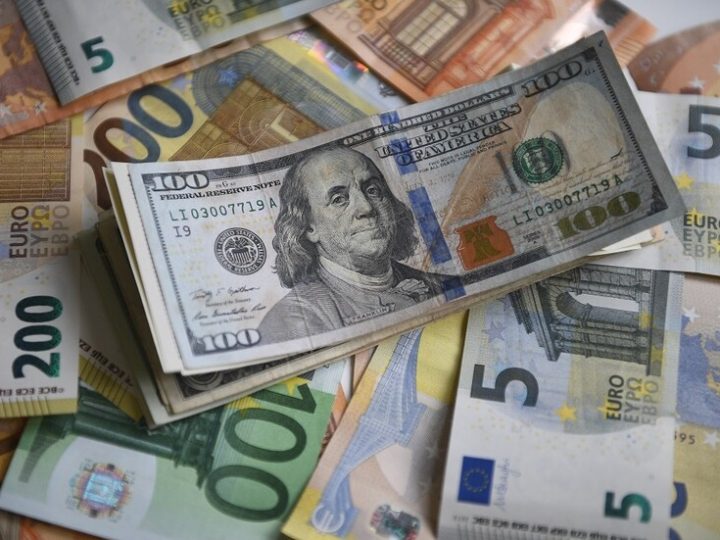 روسكونغرس تحذر من مخاطر حدوث ركود تضخمي في الدول المتقدمة