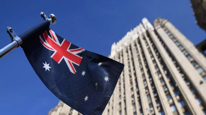 أستراليا تبدأ تدريب عسكريين أوكرانيين في بولندا اعتبارا من منتصف عام 2026