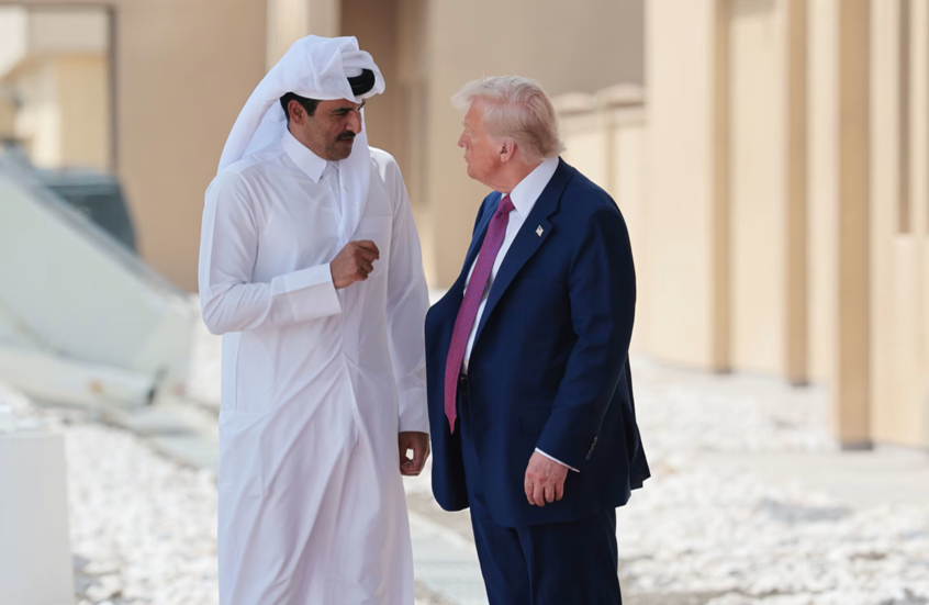 أمير قطر خلال مكالمة مع ترامب: يجب تغليب الحلول السياسية والدبلوماسية والحوار بين كل الأطراف