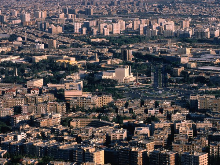 العثور على مقبرة جماعية ثانية قرب مدينة قارة بريف دمشق
