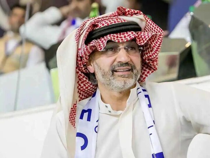 الوليد بن طلال يثير الجدل برسالة غامضة (صورة)