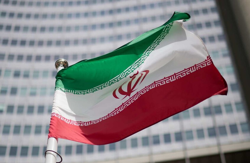 ملياردير عربي يوجه رسالة قاسية إلى إيران.. ماذا قال فيها؟