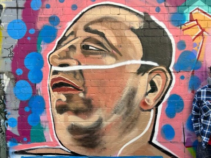 أستراليا.. اتهام السوري أحمد الأحمد “بطل شاطئ بوندي” بالاعتداء على والده