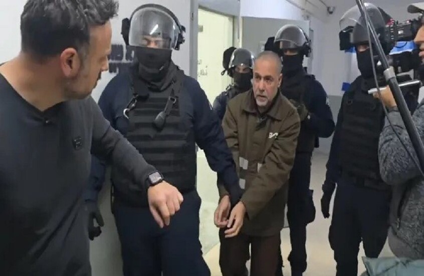 هيئة الدفاع: نقل الطبيب الفلسطيني أبو صفية إلى “الانفرادي” وحرمانه من العلاج