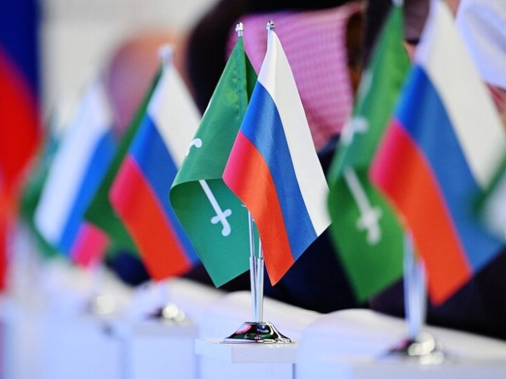 وزير الصناعة السعودي: سوق كبير كروسيا هو مهم جدا ونستهدف التواجد به