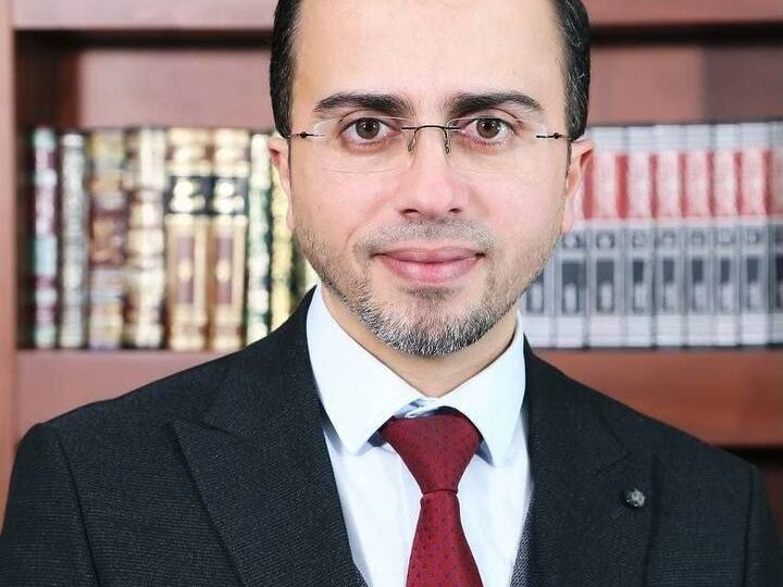 الجيش الإسرائيلي يعتقل رئيس دائرة العلوم السياسية في جامعة الخليل