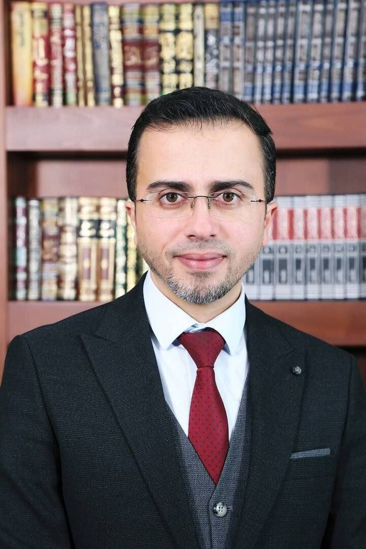 الجيش الإسرائيلي يعتقل رئيس دائرة العلوم السياسية في جامعة الخليل