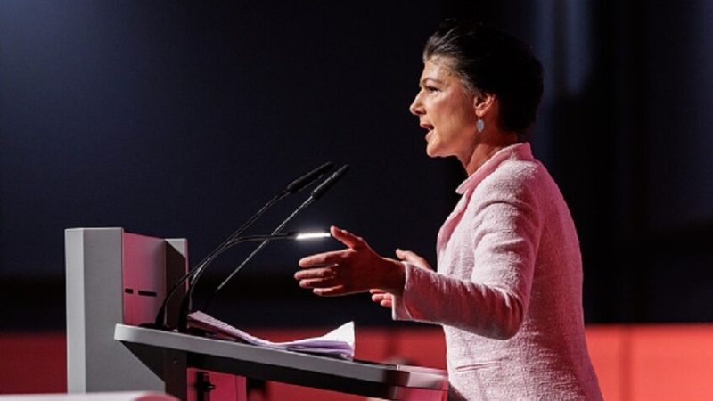 سارة فاغينكنخت تطالب ميرتس بوقف دعم نظام كييف تفاديا لرد قاس من روسيا