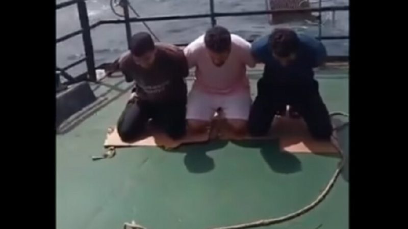 بعد فيديو مرعب.. فشل تحرير 8 بحارة مصريين بالصومال