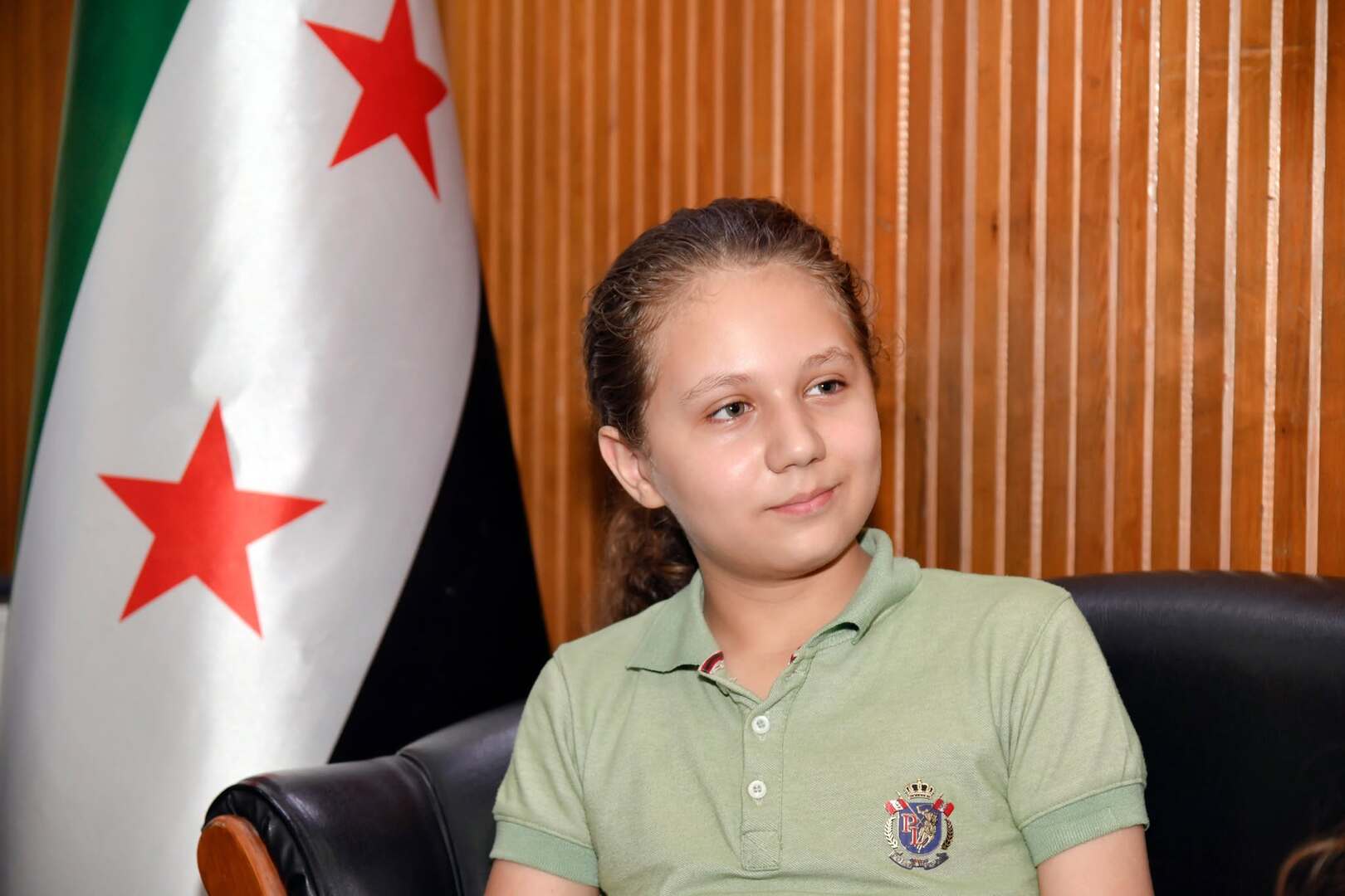 الطفل العبقري وأصغر مخترع في العالم ” الحبيب إياد عرسان” يبتكر تطبيقا سورياً يحاكي ” الواتس آب”
