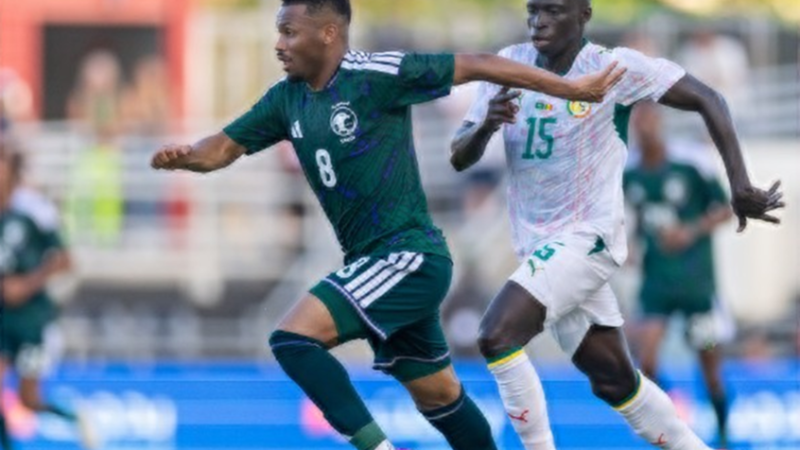 السعودية تنهي استعداداتها لكأس العالم بالتعادل مع السنغال