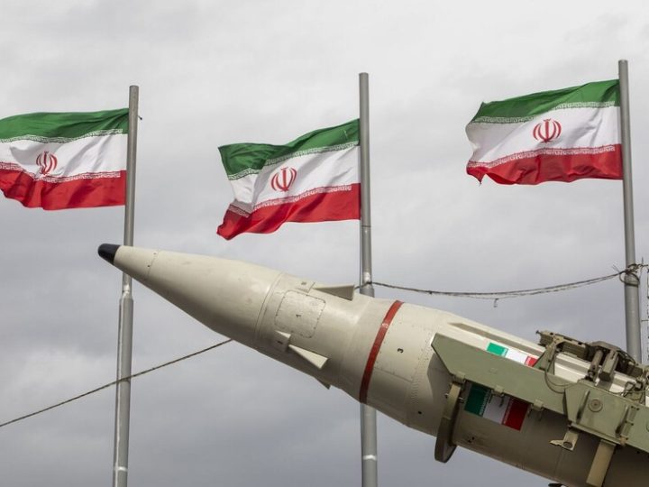 إيران تدرج شركات ملياردير أمريكي ضمن قائمة أهدافها العسكرية.. ما السبب؟