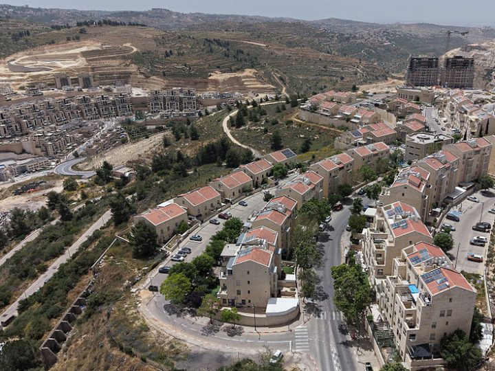 منظمات إسرائيلية وفلسطينية تجتمع في فرنسا لدعم حل الدولتين