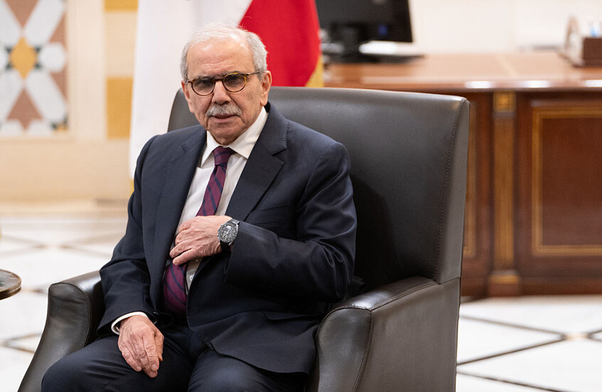 سلام: إيران رفضت وقف النار في لبنان لتؤكد أن القرار بيدها و”حزب الله “ورقة في جيبها