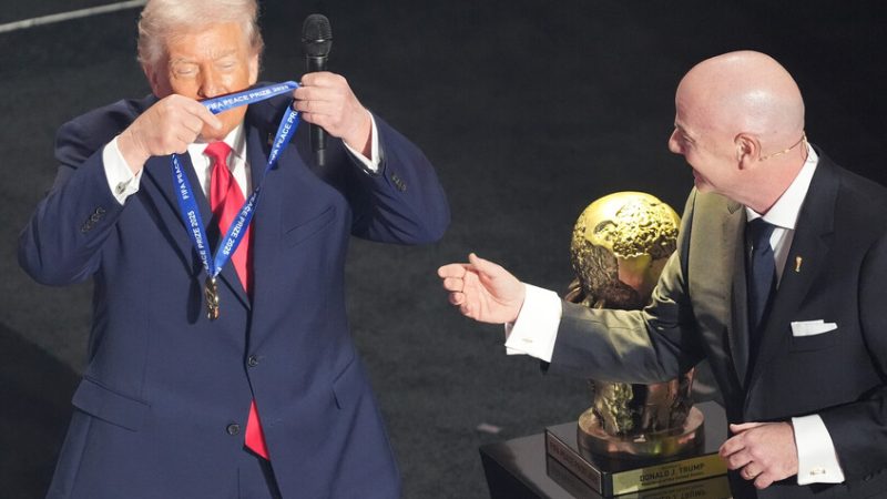فيفا توافق على طلب ترامب بشأن مراسم تتويج بطل العالم 2026