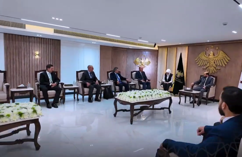 شركتان أمريكيتان توقعان عقدا “استراتيجيا”  لتطوير حقول الغاز في سوريا (فيديو)