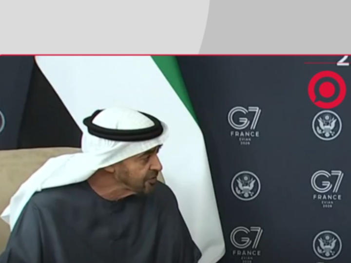 ترامب يمازح الرئيس الإماراتي: عندما تكون بهذا الثراء يمكنك التحدث بصوت منخفض (فيديو)