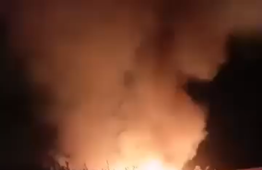 سوريا.. حريق ضخم يلتهم مساحات زراعية غرب محافظة دير الزور (فيديو)