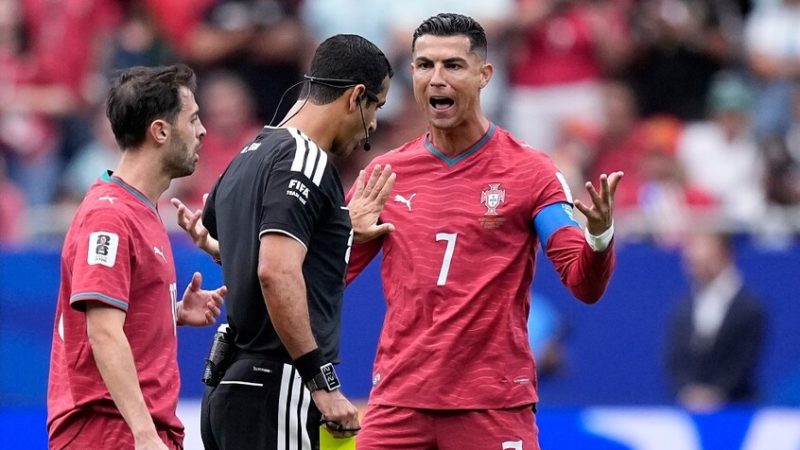 أول تعليق من كريستيانو رونالدو بعد أداء كارثي وتعادل مذل