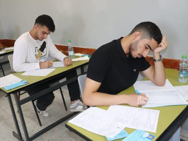 انطلاق امتحانات الثانوية العامة لـ90 ألف طالب بالقدس وغزة