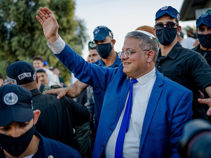 بن غفير: لبنان يجب أن يكون ملعبا لإسرائيل