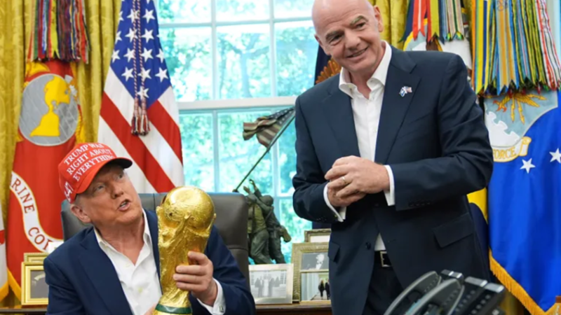 إنفانتينو: ترامب سيسلم كأس العالم لبطل مونديال 2026