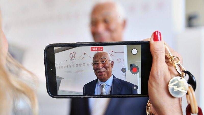 تاياني يرشح أنطونيو كوستا ممثلا موحدا لأوروبا للحوار مع روسيا