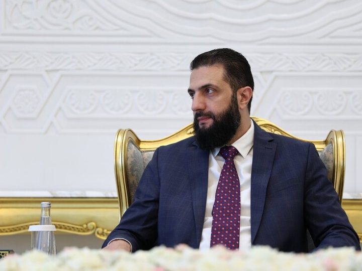 يديعوت أحرنوت: نتنياهو يعقد اجتماعا أمنيا طارئا بشأن الرئيس السوري أحمد الشرع 
