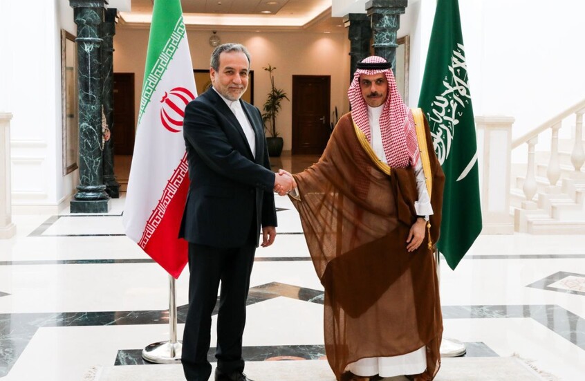 عراقجي وبن فرحان يبحثان هاتفيا مستجدات المفاوضات الأمريكية الإيرانية والأوضاع الإقليمية