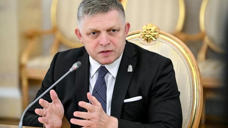 فيتسو: براتيسلافا لن تشارك في حزمة المساعدات العسكرية الجديدة للناتو لأوكرانيا