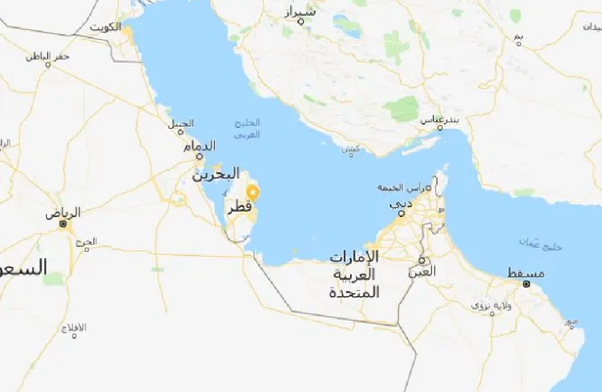 لغز المقذوف المجهول جنوب “دقم” العُماني.. من يقف خلف استهداف سفينة جديدة في بحر العرب؟